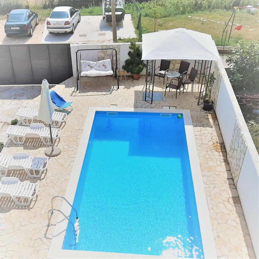 Apartments"Nika" With Private Pool Galovac  Exterior foto